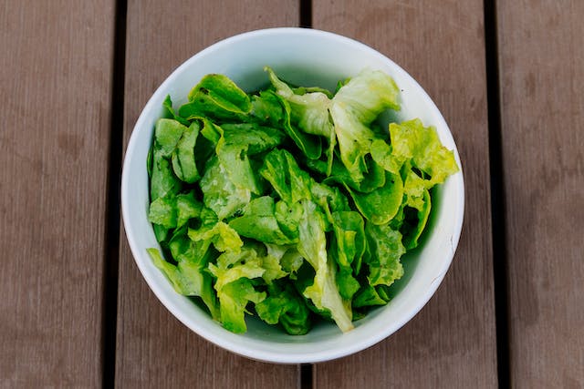 Salata de câmp: Nutriție și rețete gustoase